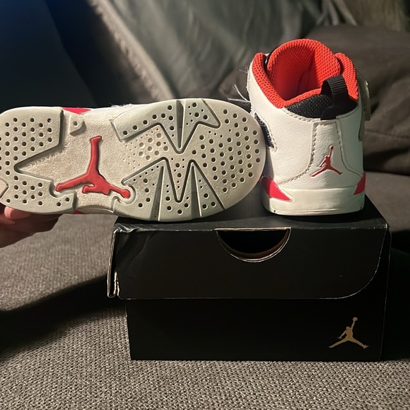 Lightly Worn Jordans Jordan 6 Baby boy Toddler 8c - Picture 5 of 5